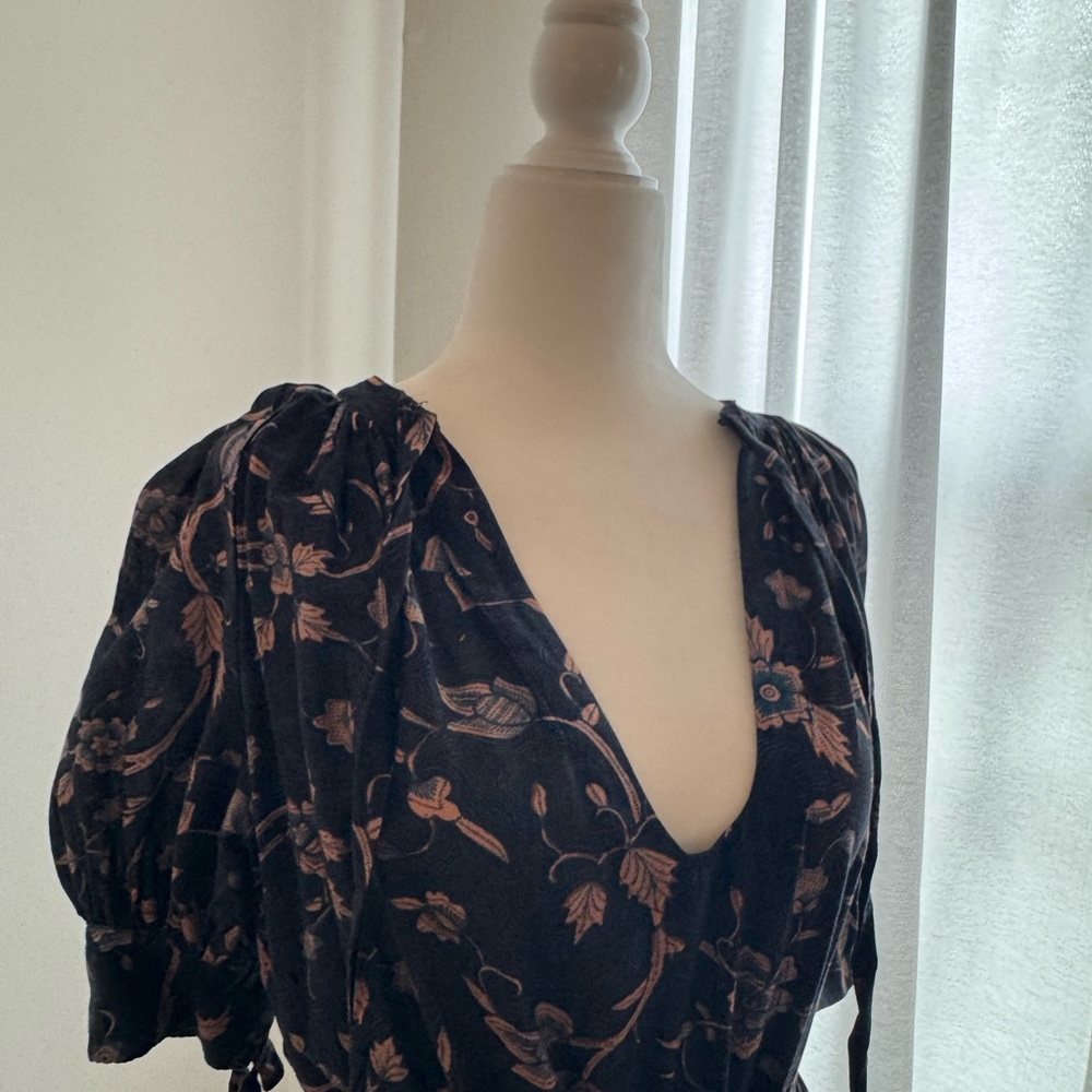 Ulla Johnson Flowy Midi Dress with Blush Floral Print, Optional tie at waist.